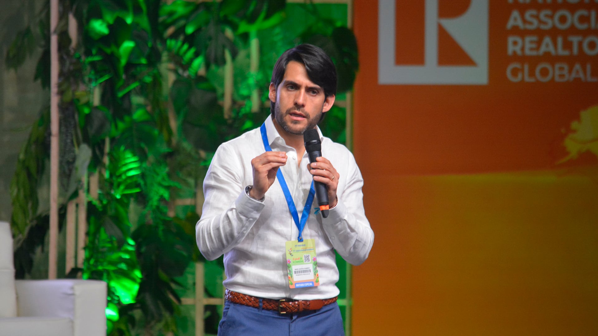 Especial Construcción Reacciones