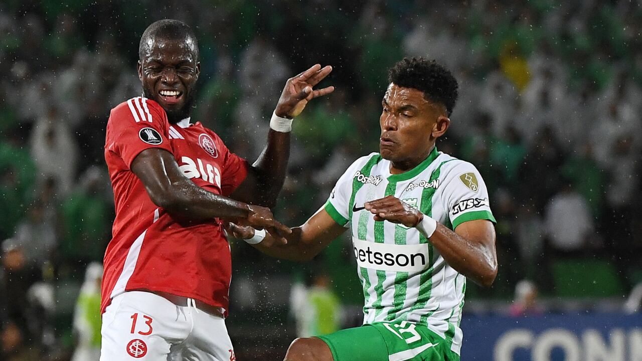 Atlético Nacional e Inter de Porto Alegre se vieron en Medellín por Copa Libertadores.