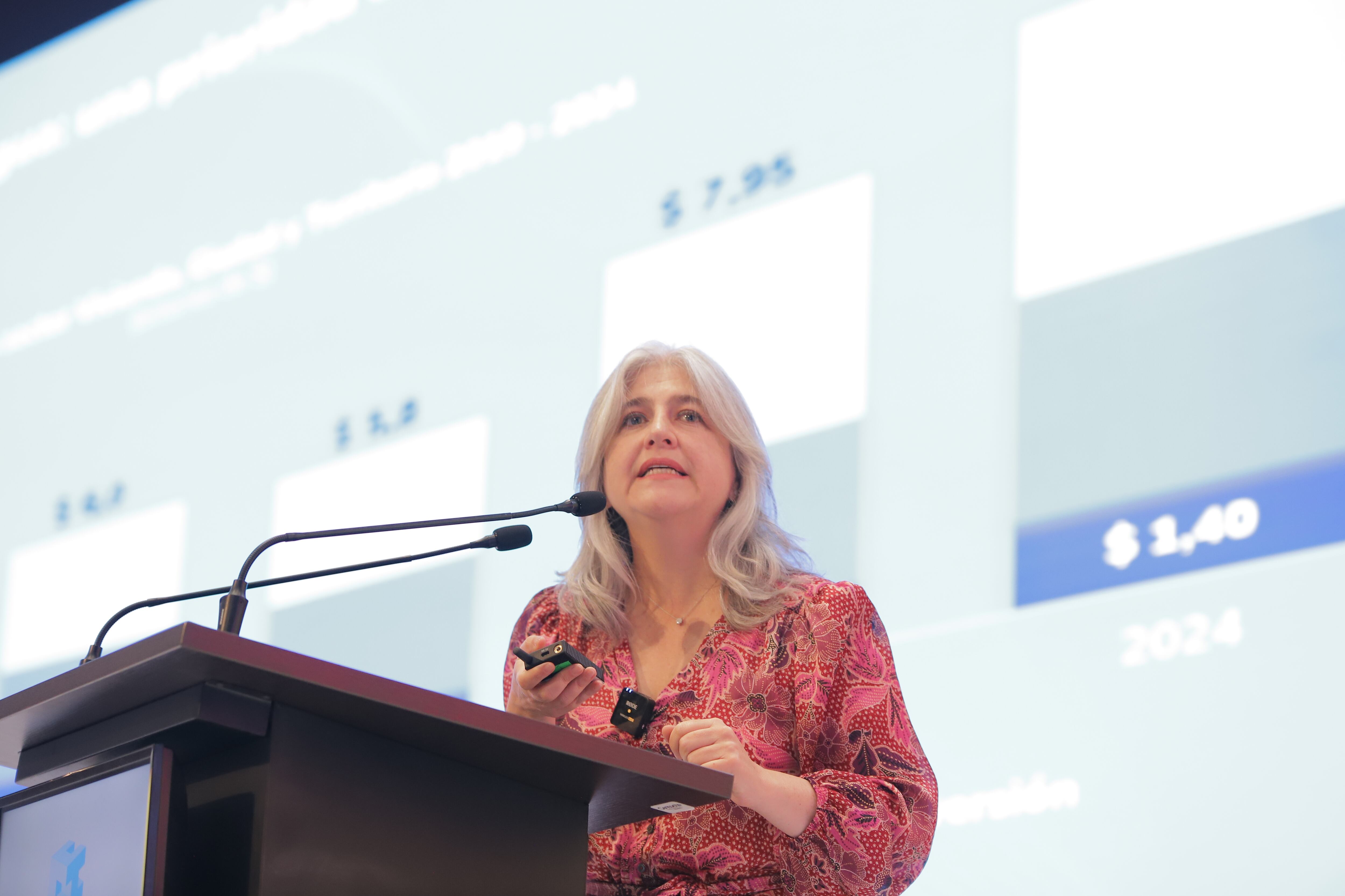 Catalina Velasco, ministra de Vivienda.