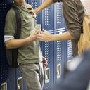 Que el bullying ocurra en los centros educativos, y que en algunas ocasiones los profesores no hagan nada por miedo o indiferencia, es peligroso.