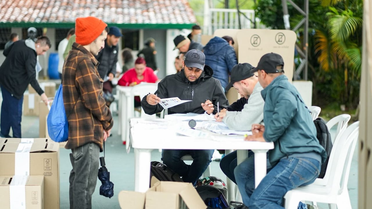 Jornada de votación colegio Antonio Donado Camacho, Rionegro Antioquía, vereda el Tablazo.