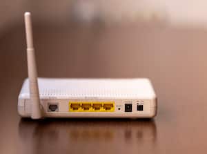 La señal del router wifi se puede ver afectada por la presencia de obstáculos.