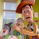 (De izquierda a derecha): Buzz Lightyear (con la voz de Tim Allen) y Woody (con la voz de Tom Hanks) en TOY STORY 5 de Disney y Pixar. Foto cortesía de Disney/Pixar. © 2025 Disney/Pixar. Reservados todos los derechos.
