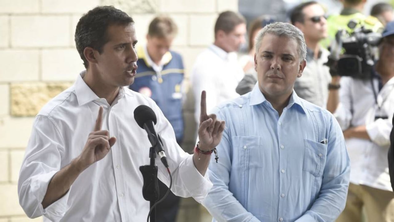 Duque (derecha) acompañó a Juan Guaidó en numerosas oportunidades en los últimos días.