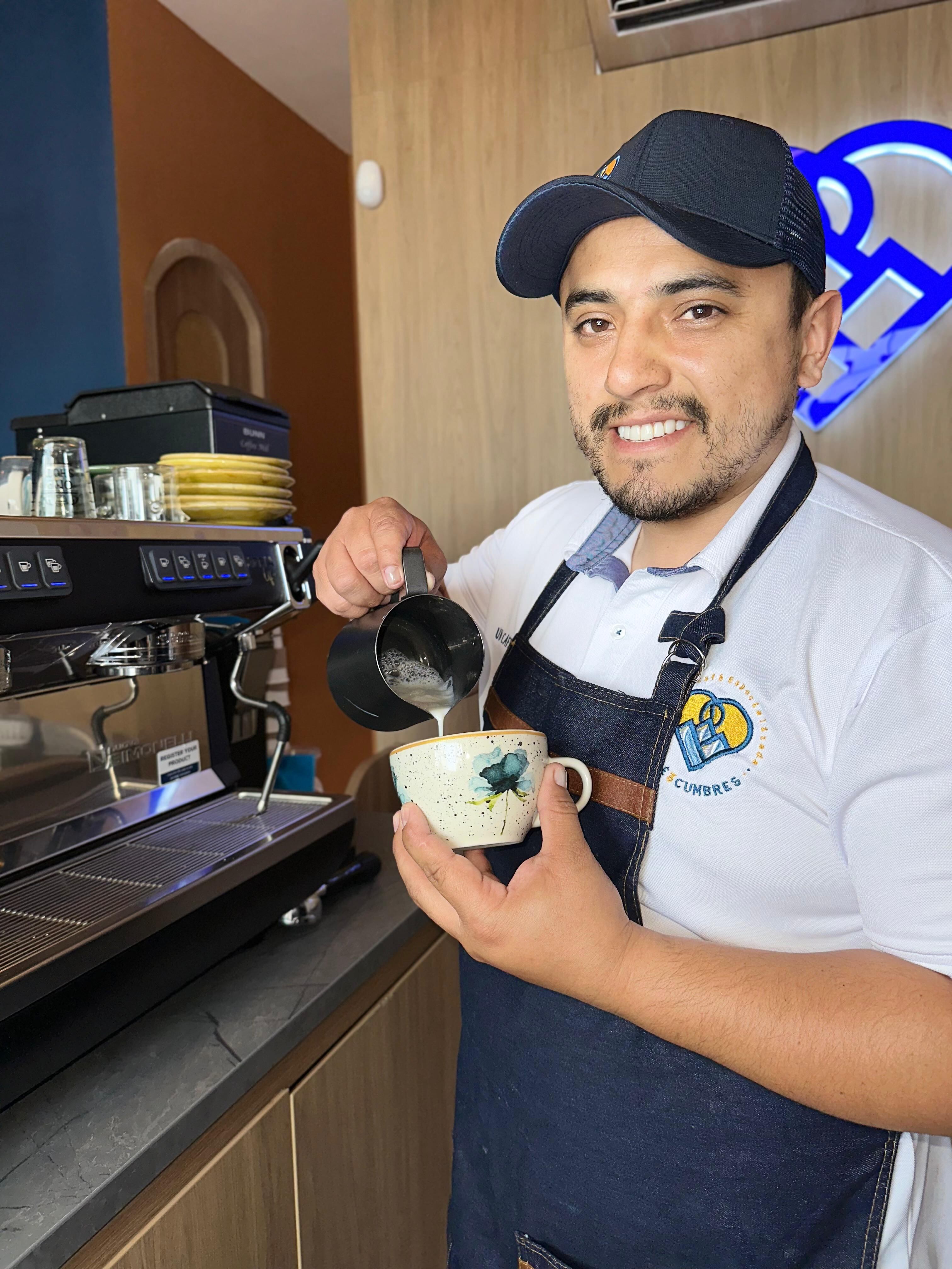 Sergio Obando, fundador y SEO de Tres Cumbres Café