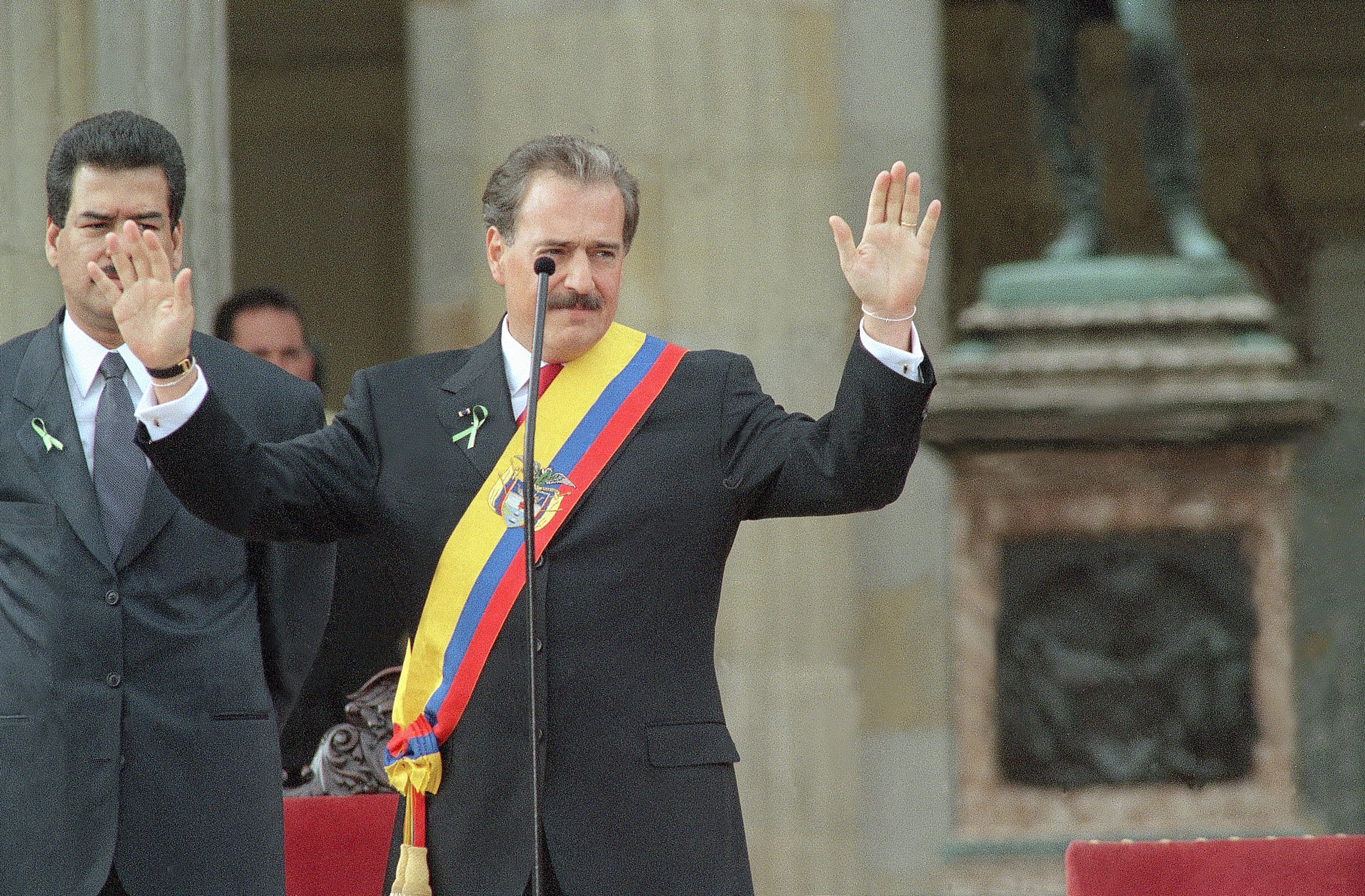 En 1998 el exalcalde de Bogotá, Andrés Pastrana se impuso al liberal Horacio Serpa.