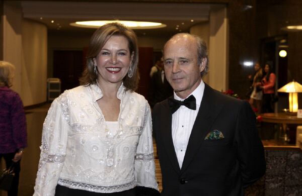 Noemí Sanín y Javier Aguirre.
