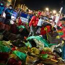 En megaoperativo de las autoridades en María Paz, en Kennedy, se destruyeron 2.158 kilos de alimentos en descomposición