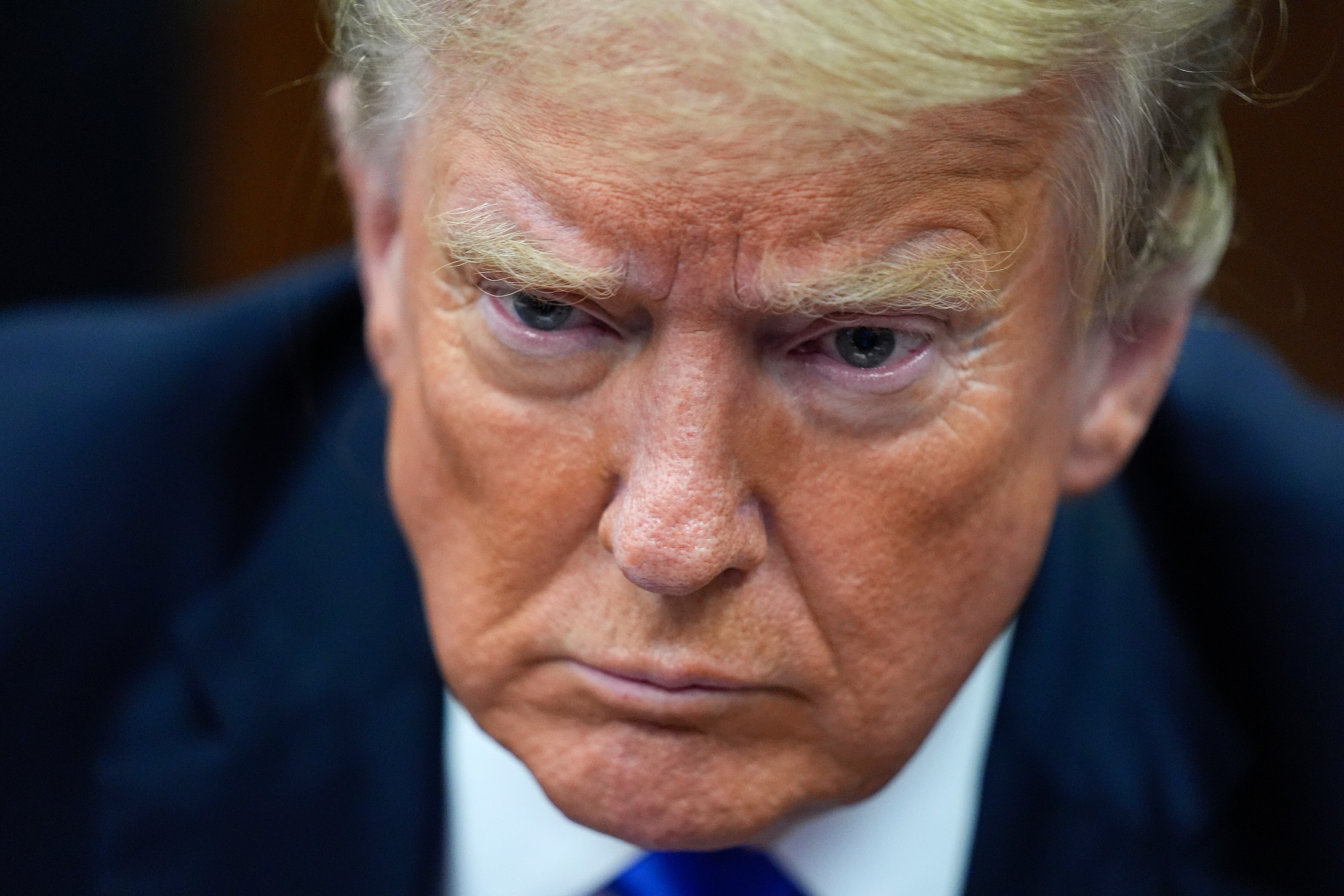 El expresidente Donald Trump en el tribunal penal de Manhattan, en Nueva York.