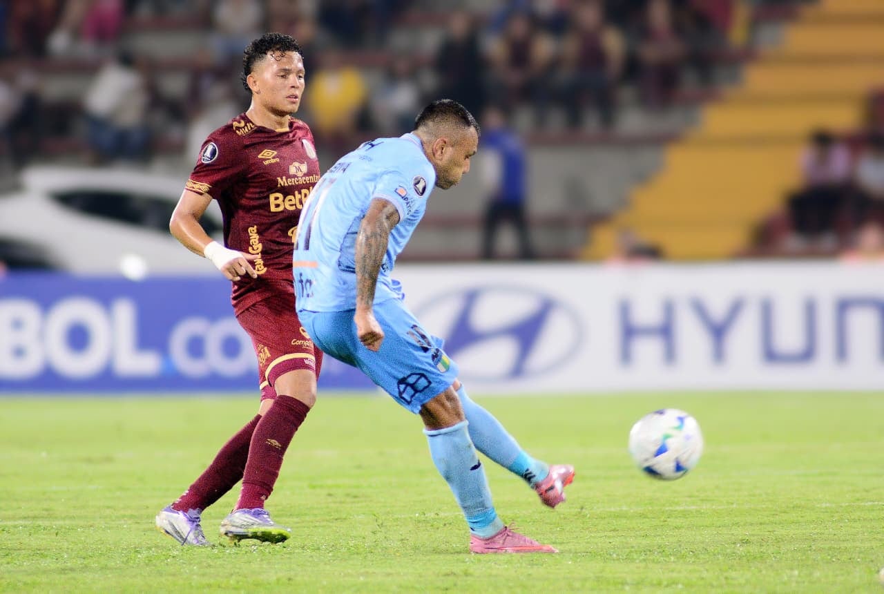 Imagen del partido entre Deportes Tolima y O'Higgins por la tercera fase previa de la Copa Libertadores.