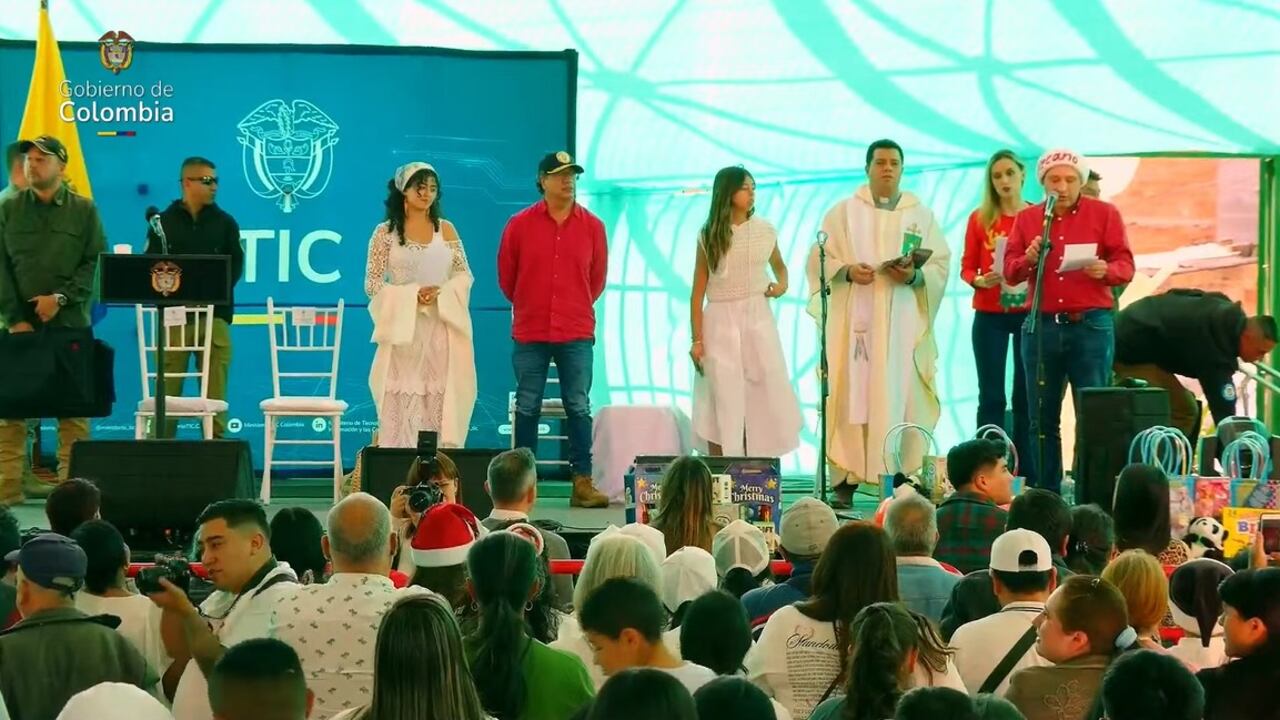 Gustavo Petro en el Colegio La Salle de Zipaquirá, desde donde anunció en aumento.