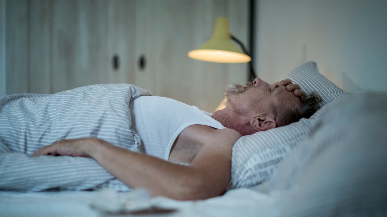 Sufrir de insomnio puede desencadenar otras enfermedades.