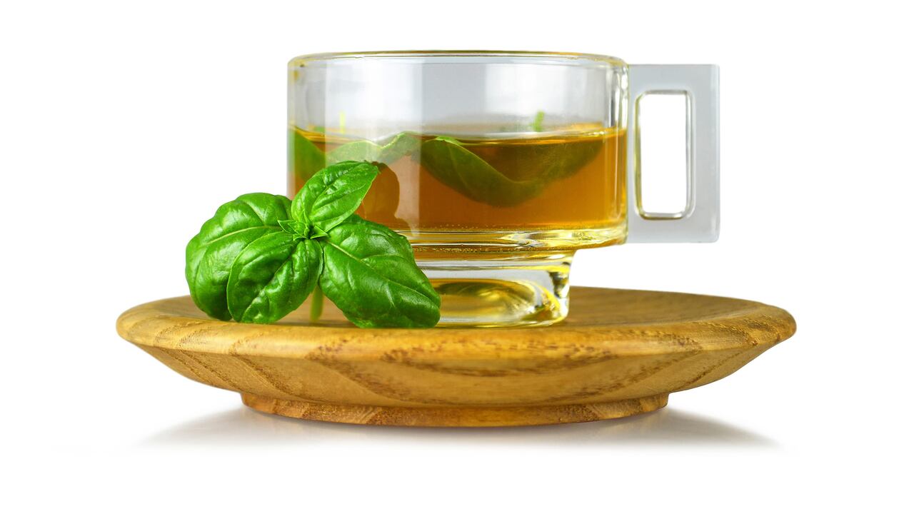 El consumo de albahaca también ayuda a bajar de peso.