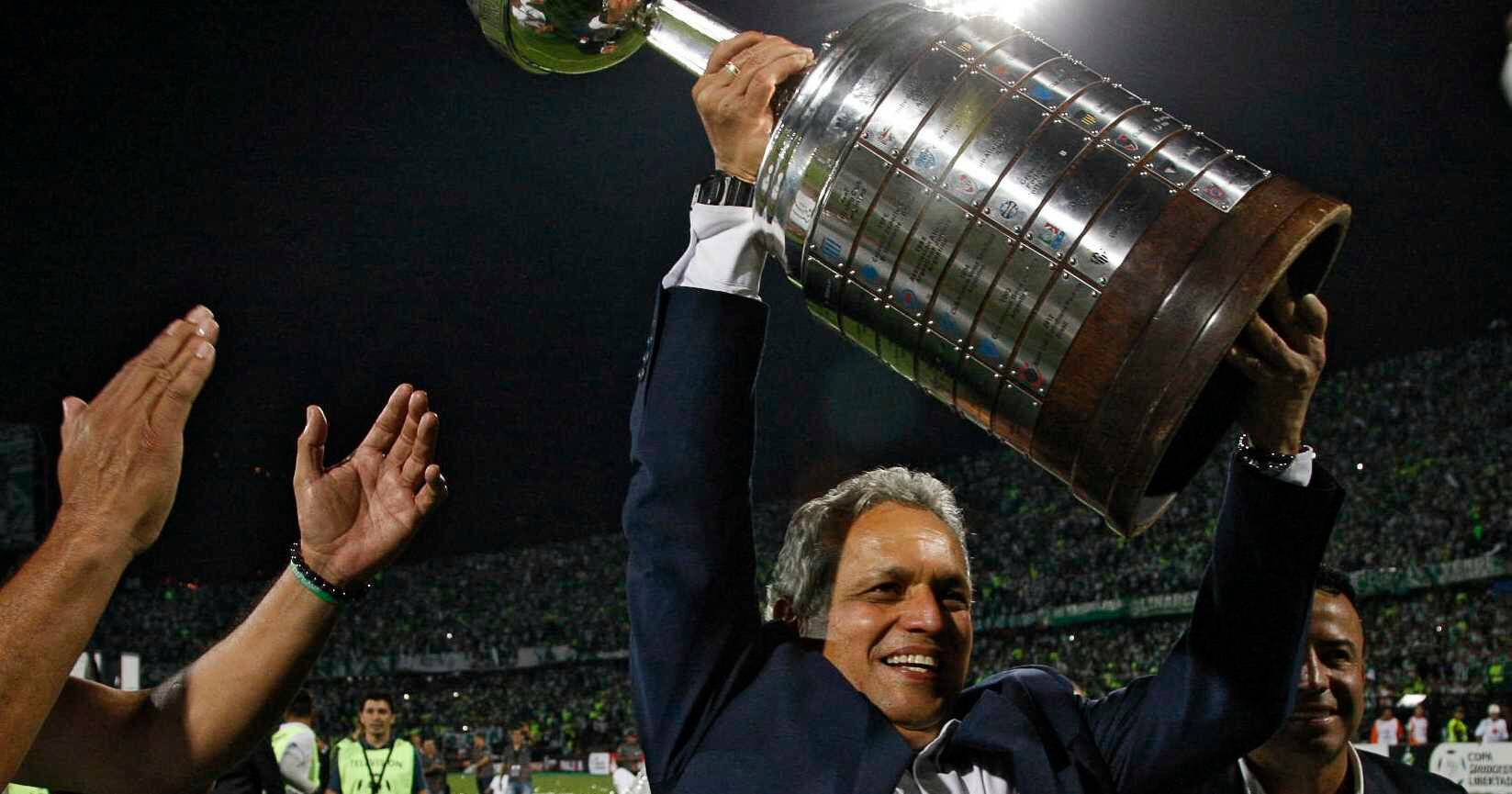 Reinaldo Rueda, técnico campeón de la Libertadores 2016.