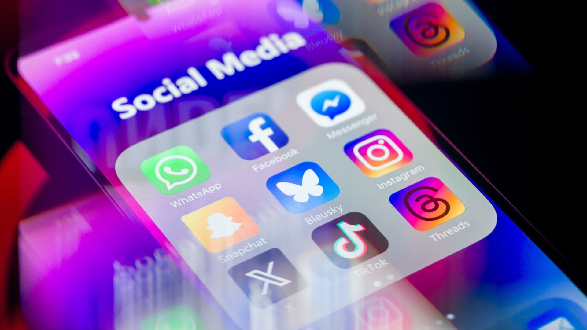 La empresa mantiene su estrategia de lucha contra el fraude digital, que también incluye acciones legales contra anunciantes fraudulentos.