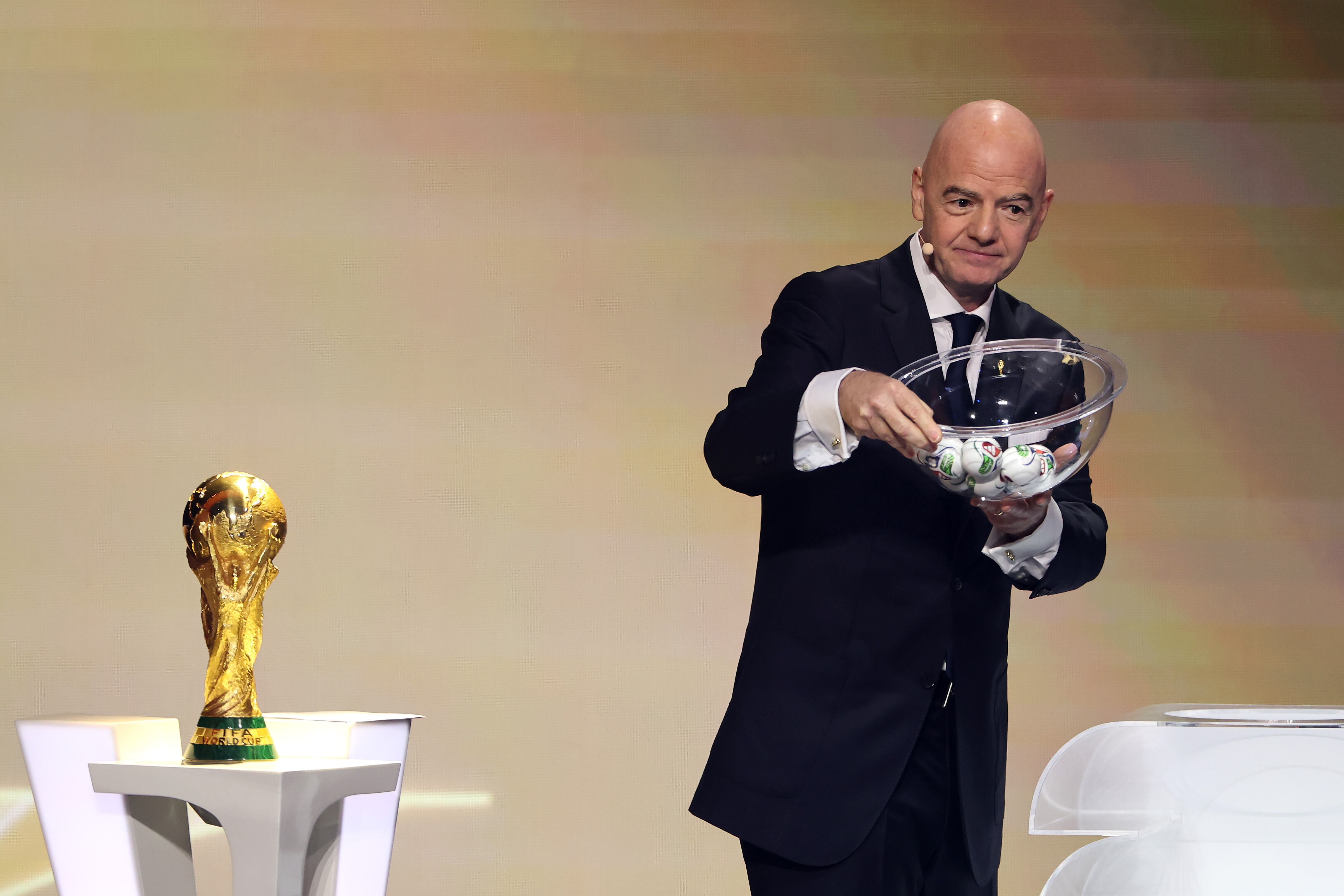 Gianni Infantino, presidente de Fifa, quien revolucionó todo el Mundial para 2026