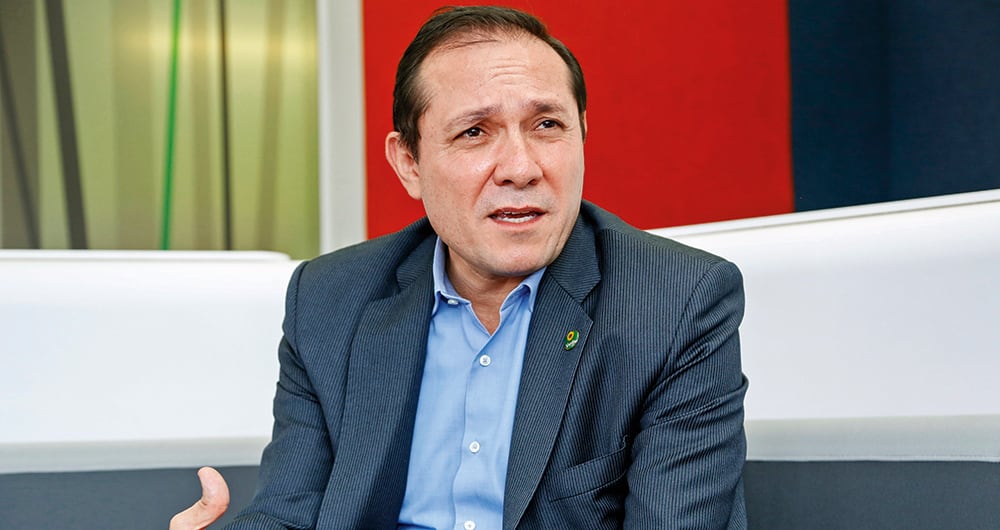 Antonio Sanguino: “Los cinco días de los 15 a los que tiene derecho de vacaciones la alcaldesa, después de un año difícil, no significaron de ninguna manera la parálisis de la administración distrital”.