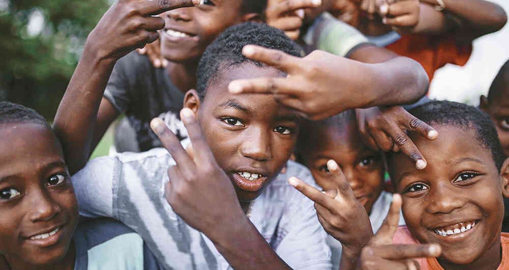 Después de la abolición de la esclavitud, quienes tenían el capital para invertir en la zona y hacerla progresar lo evitaron, y en buena parte lo hicieron porque temían y desconfiaban de la mano de obra negra.