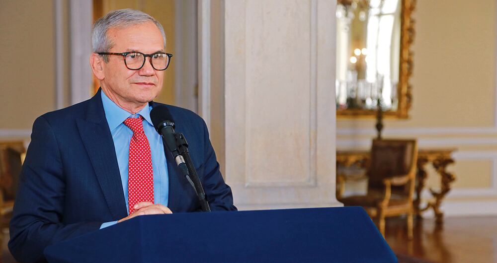 Carlos Ramón González, exdirector del Dapre.