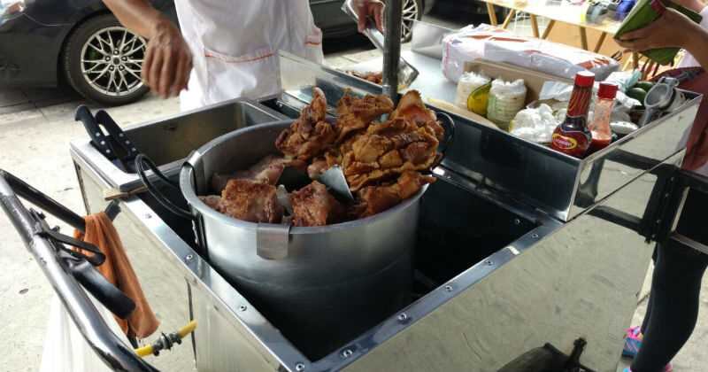 Chicharrón frito. Tiene mucha grasa que va directo a las arterias del corazón. 