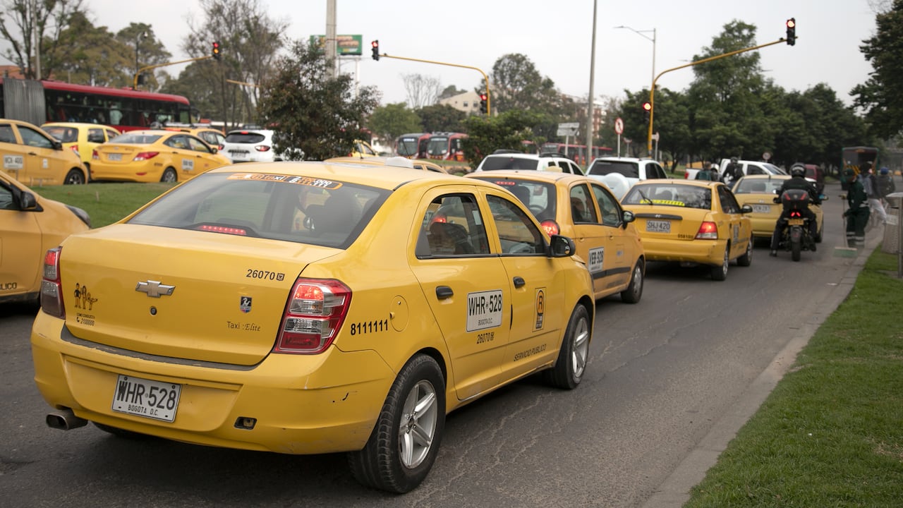 Presparense para una nueva jornada de paro de taxistas el próximo 25 de octubre.