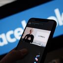 Zuckerberg explicó que con el metaverso buscan que haya nuevas formas de interactuar con los dispositivos para que sea más natural que pulsar un teclado o un botón.