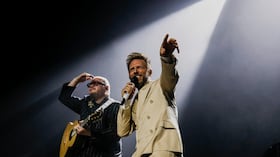 Sin Bandera regresa a Bogotá en un concierto imperdible en el Movistar Arena.