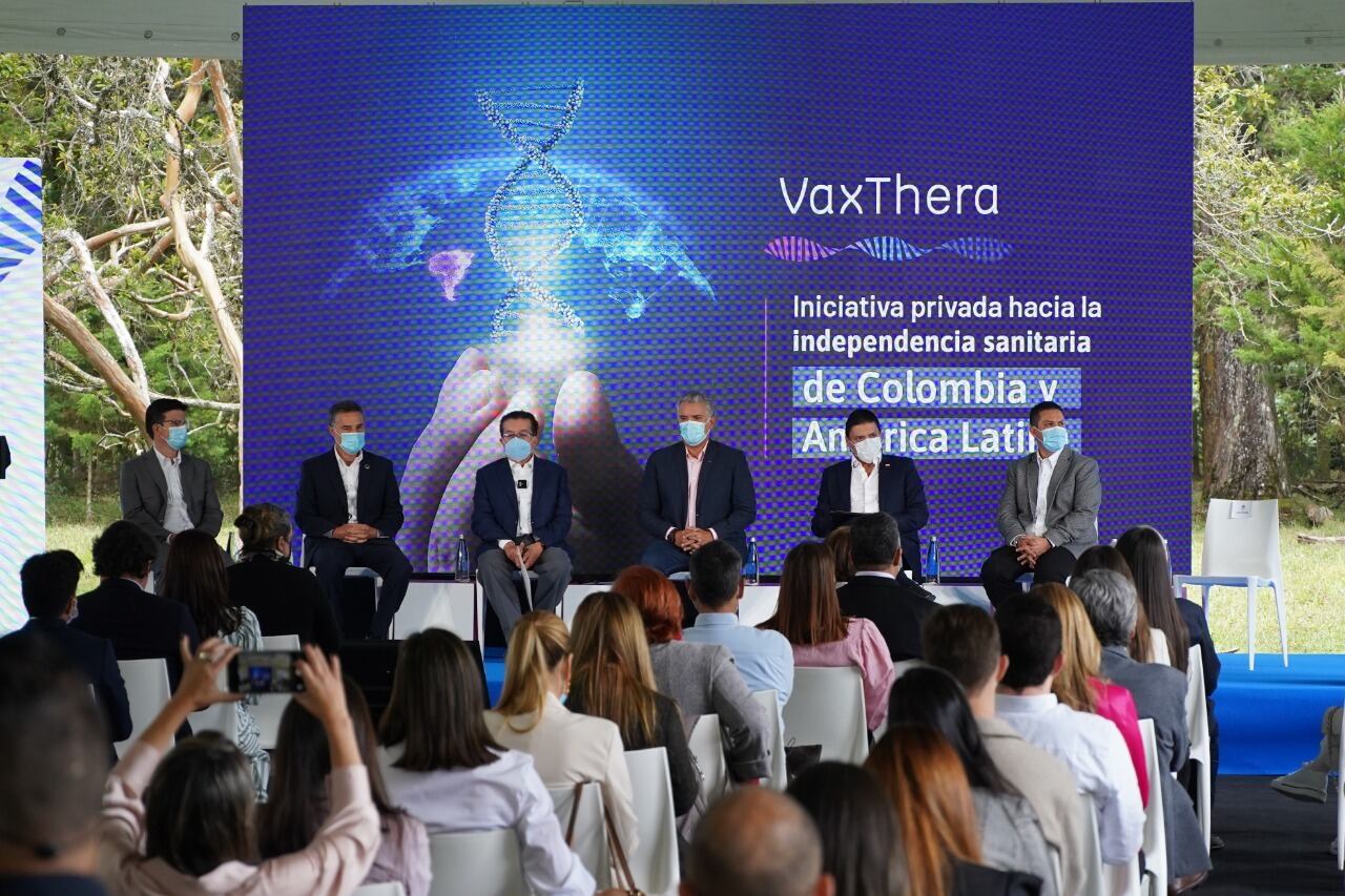 En Rionegro, se dio el inicio de obras de la planta de VaxThera, la cual espera empezar operaciones en 2023.