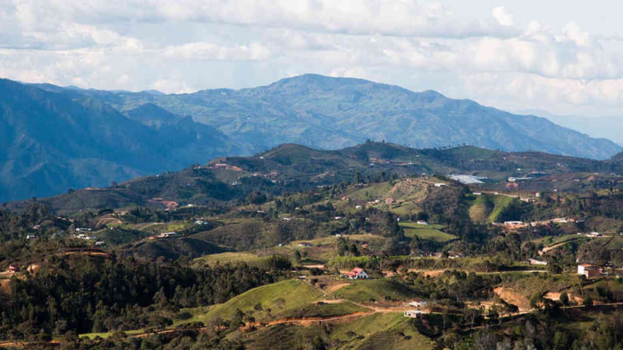 Su ubicación geográfica y condiciones meteorológicas hacen del Valle de Aburrá un territorio con problemáticas distintas en términos de calidad del aire. Foto: Cortesía Alcaldía de Girardota