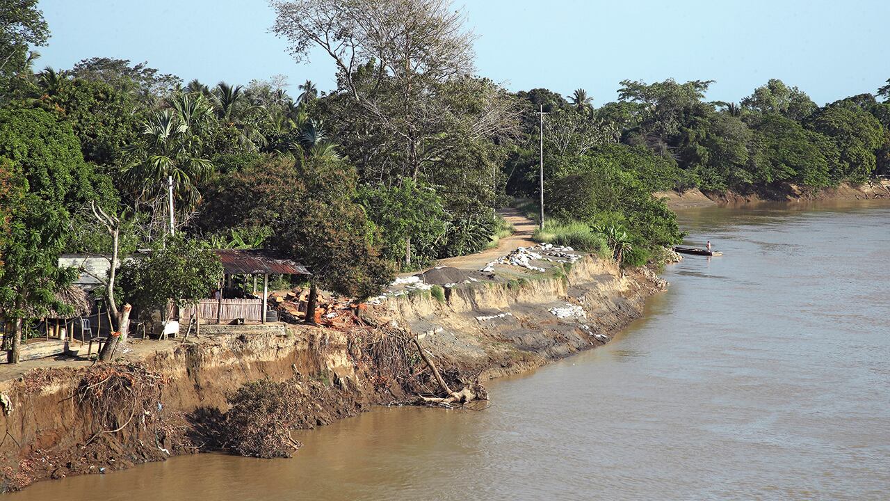El río Sinú registró niveles de más de 2.000 metros cúbicos por segundo, lo que generó las inundaciones en gran parte de Córdoba y Montería. 