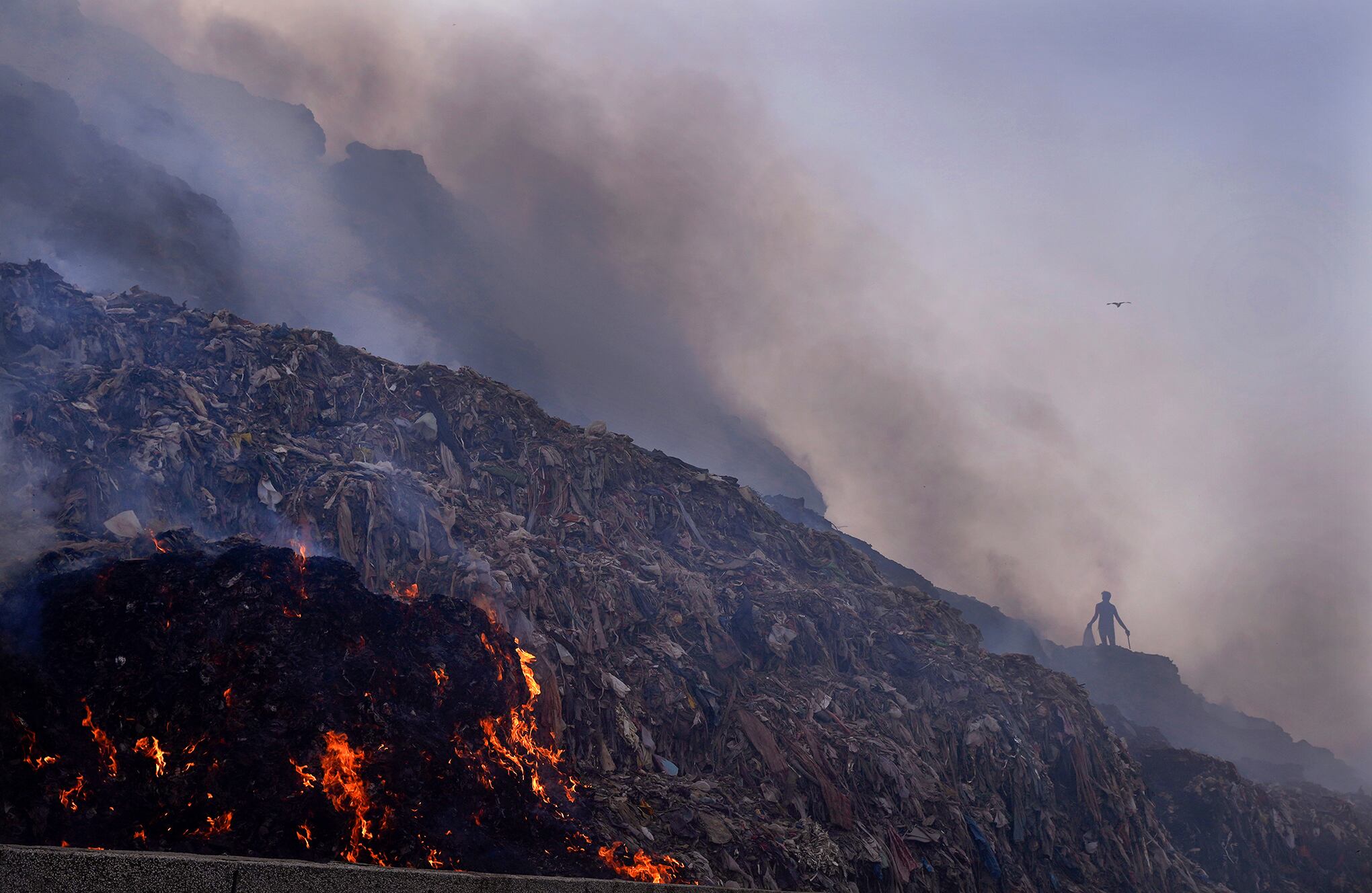 Incendio en vertedero de India