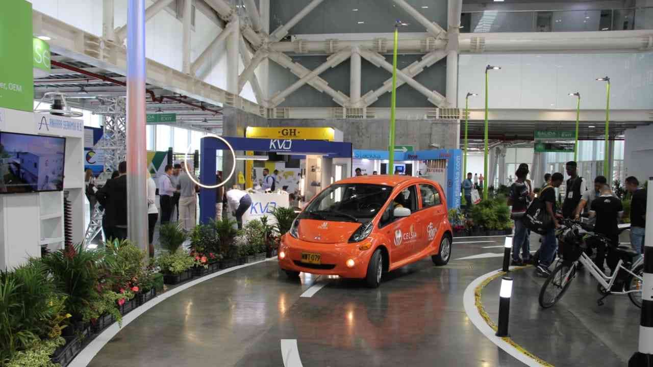 Los vehículos eléctricos es una de las grandes apuestas de Colombia en materia de movilidad sostenible.