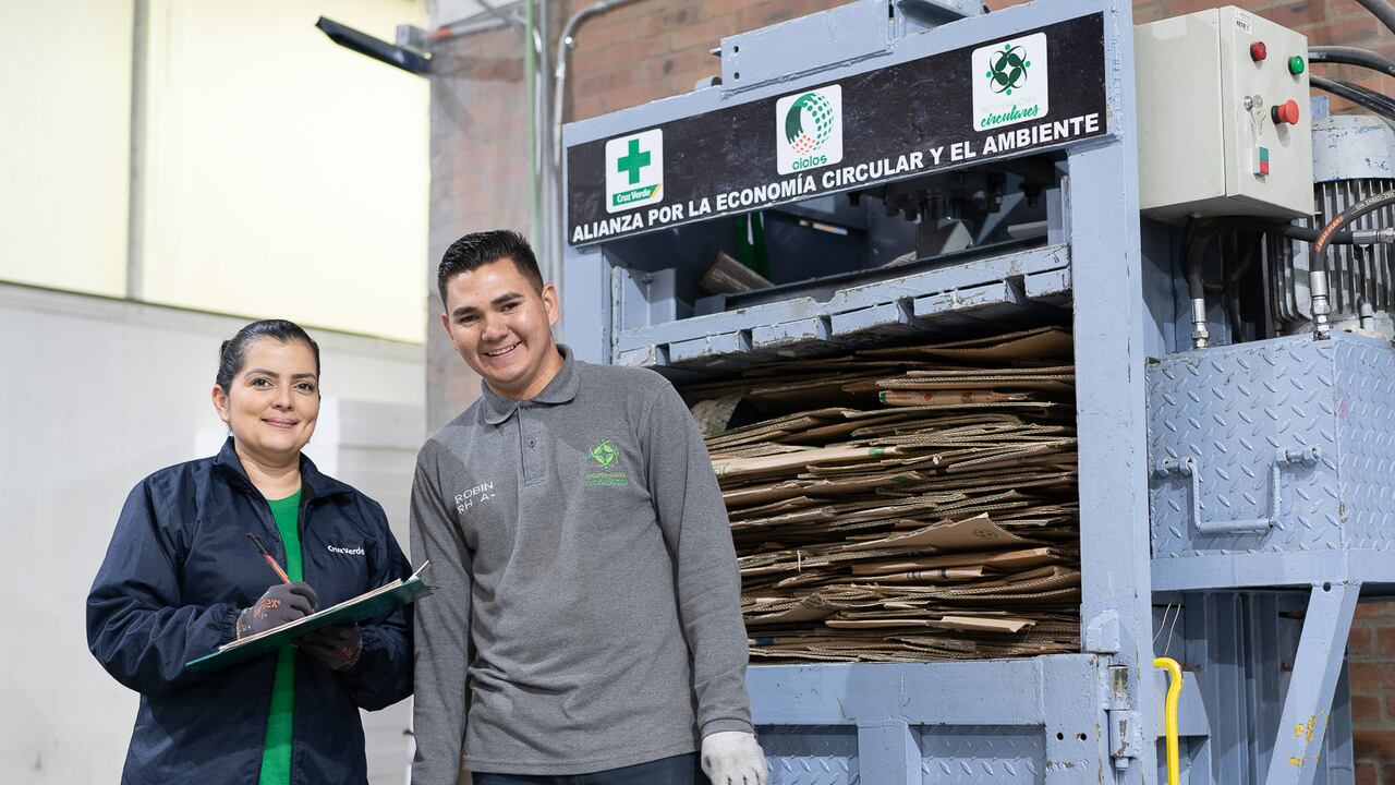 Con sus estrategias la compañía busca impactar desde diferentes frentes: social, ambiental y económico.
