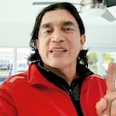 Dentro de las distintas facetas de Bolívar están la de mostrar sus lujosas propiedades en el exterior, así como insistir en su apoyo económico a la primera línea.