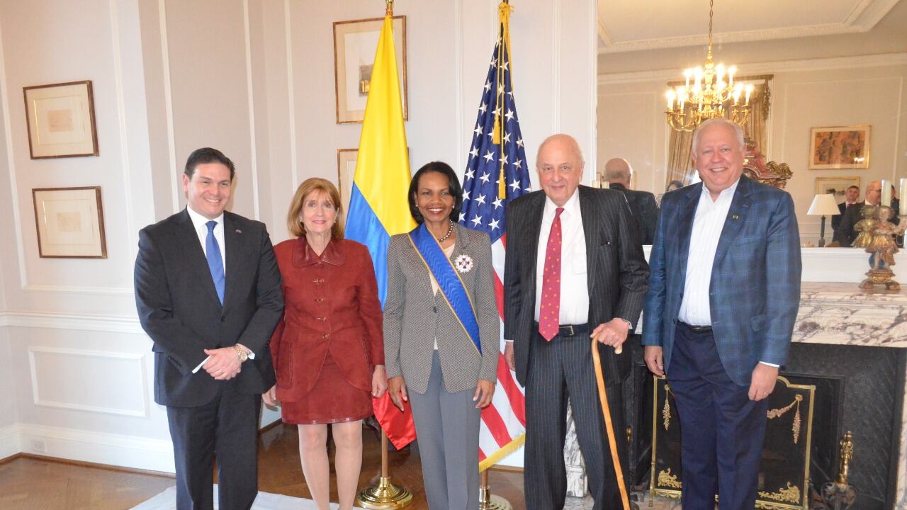 Condecoración a la exsecretaria de Estados de Estados Unidos, Condoleezza Rice.