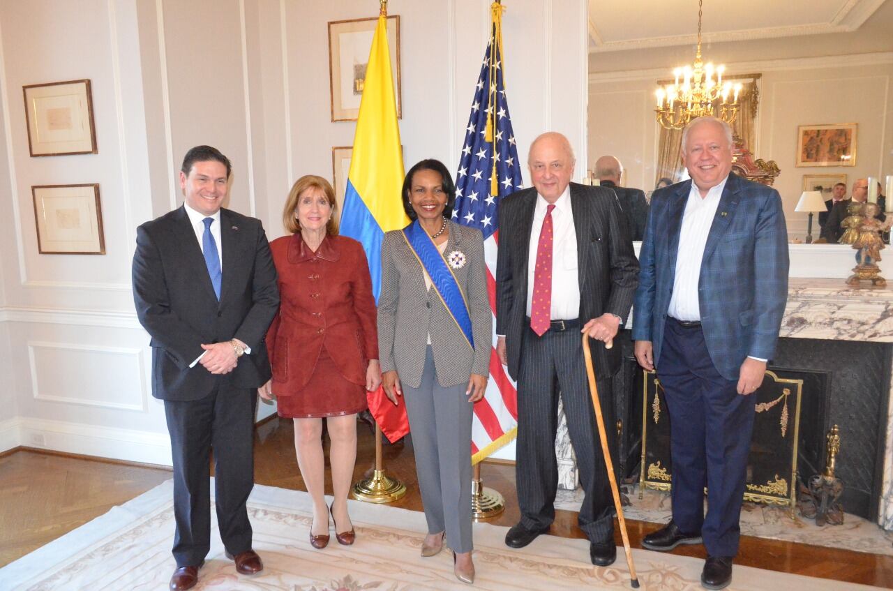 Condecoración a la exsecretaria de Estados de Estados Unidos, Condoleezza Rice.