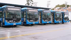 Así son los 21 nuevos buses eléctricos que llegaron a Bogotá y beneficiarán a los habitantes del sur de la ciudad