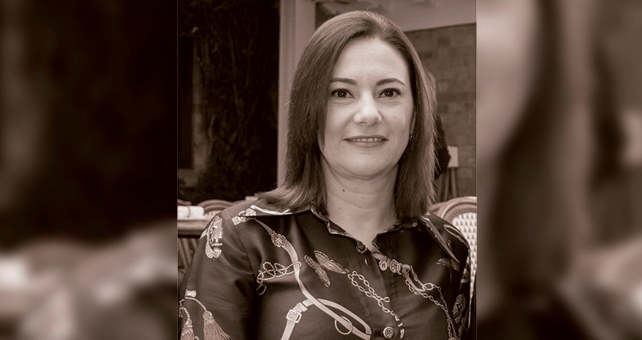 Gloria Giraldo representante legal de la PTAR Salitre“Es ser referente para las nuevas generaciones, y demostrar con ejemplo que se puede superar una de las barreras más relevantes para las mujeres de hoy en día: el conflicto familia-trabajo”.