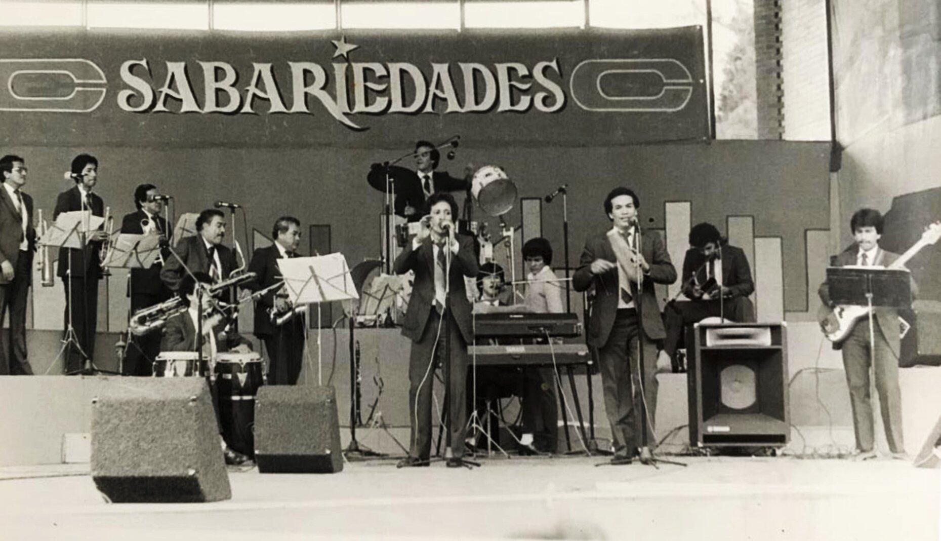 El maestro Henao ha sido el precursor de espacios recurrentes para la música en Cali y ha desarrollado una importante labor pedagógica incentivando y promoviendo la excelencia y el amor a la música en la región.