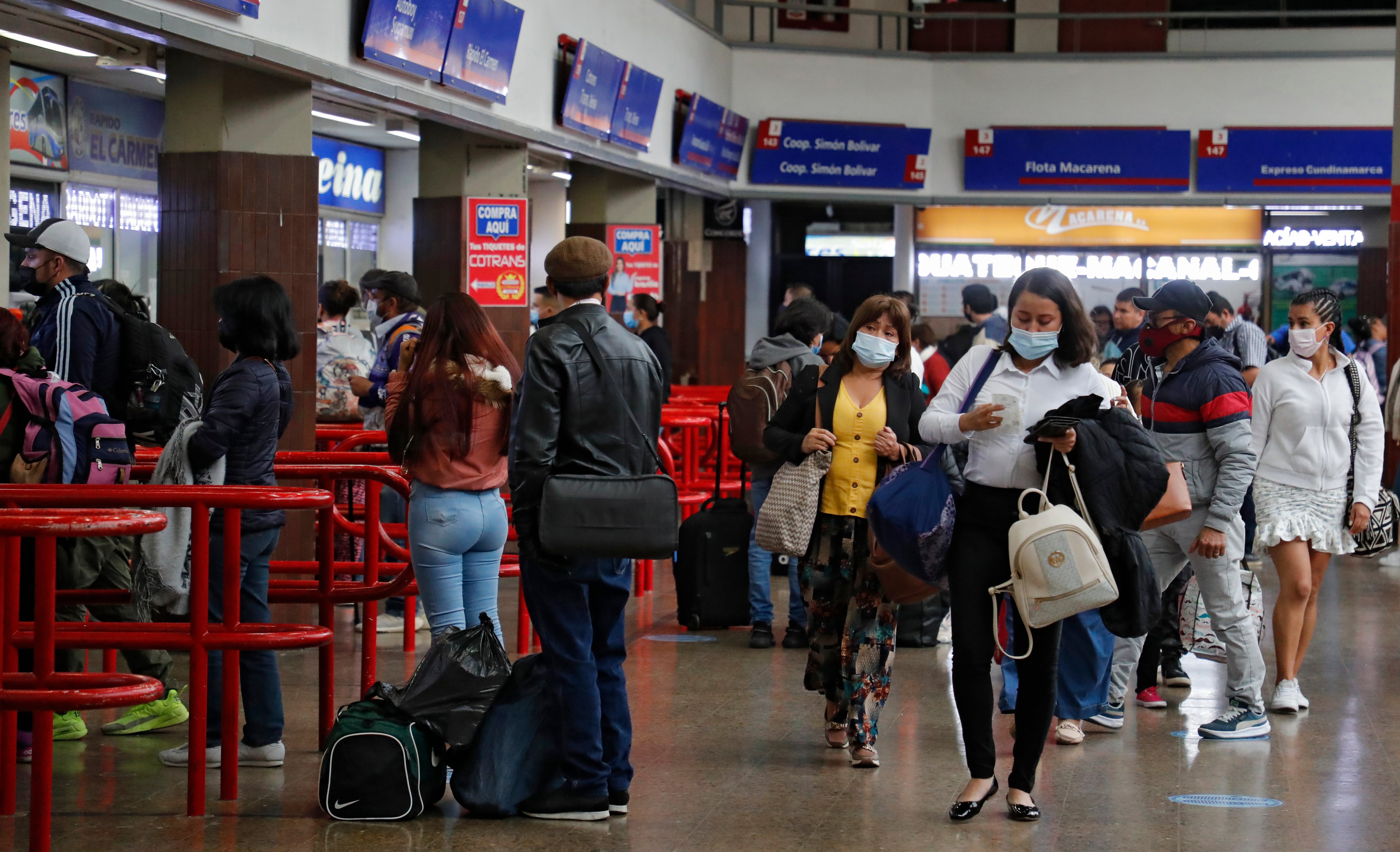 Terminal de Transportes de Bogotá 
puente de Semana Santa
turismo por Colombia
Abril 13 del 2022
Foto Guillermo Torres Reina / Semana