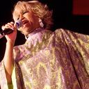 Celia Cruz en concierto en 2001. Crédito: Kevin Winter/Getty Images.