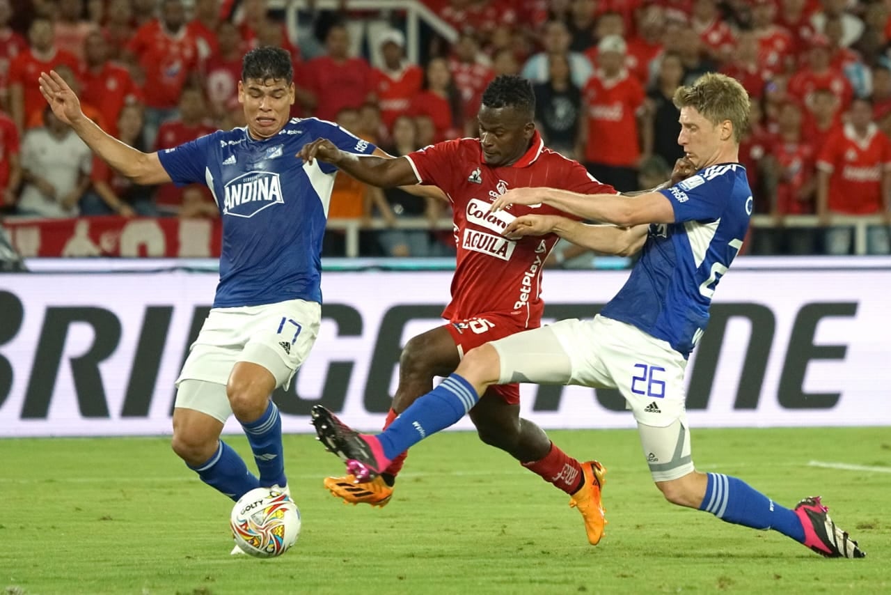 América Millonarios en el estadio Pascual Guerrero
