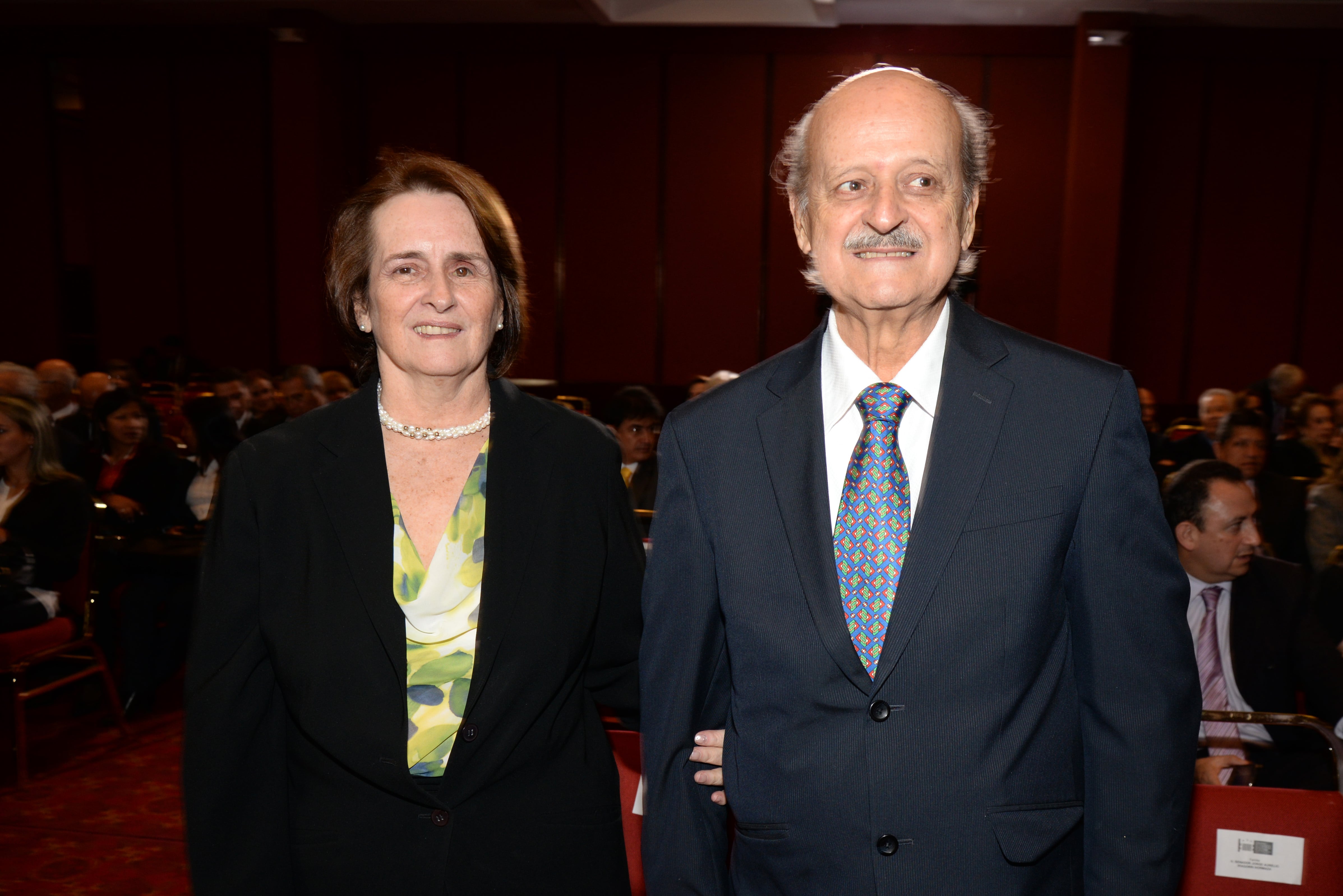 Diana Valencia de Iragorri
Ignacio Valencia
Homenaje Nacional Aurelio Iragorri Hormaza
Bogota 17 de Julio de 2014
Foto David Amado Pintor 
Revista Semana