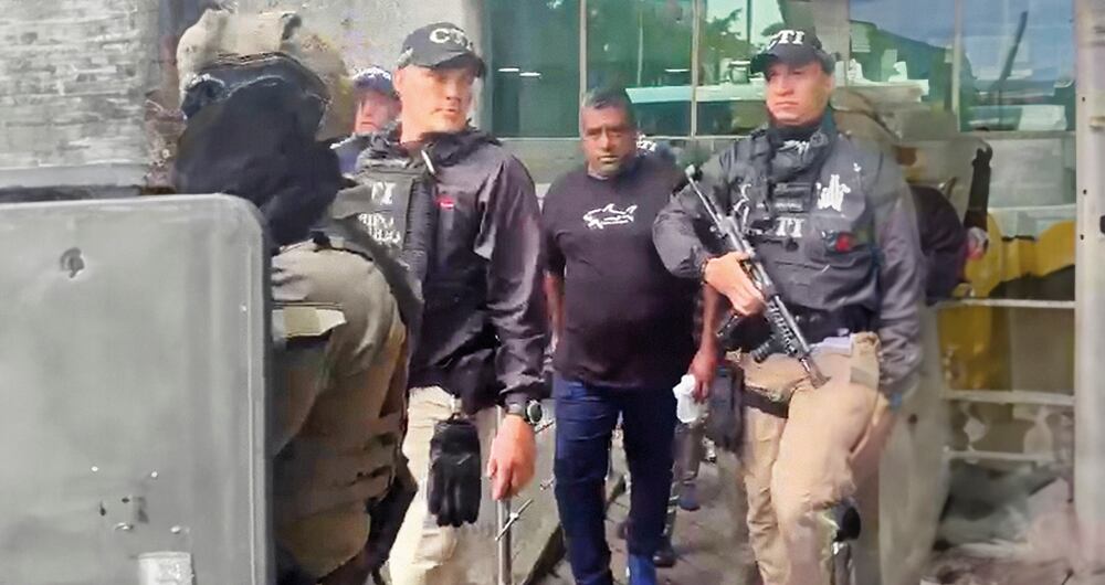 Alias Araña fue capturado.