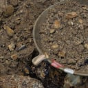 Así se explota oro en una mina ilegal en Colombia. El Mercurio es fundamental para poder extraerlo