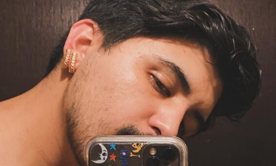 Hombre compró aretes Cartier a precio económico por error de etiqueta de Cartier