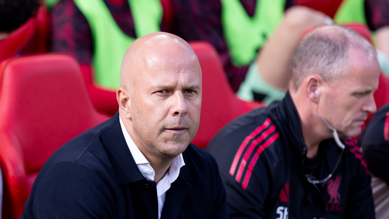 LIVERPOOL, ENGLAND - AUGUST 31: Arne Slot manager of Liverpool looks on prior to the Premier League match between Liverpool and Arsenal at Anfield on August 31, 2025 in Liverpool, England. (Photo by Gaspafotos/MB Media/Getty Images)