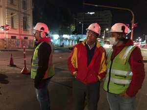 Director del IDU, Diego Sánchez, inspeccionando el avance de algunas obras.