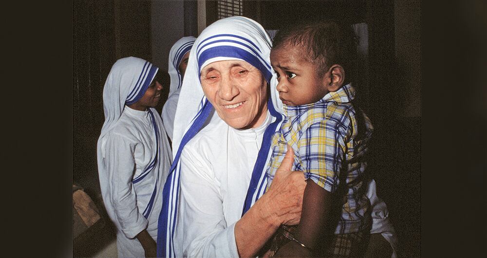 Teresa de Calcuta, de nombre secular Agnes Gonxha Bojaxhiu​ y también conocida como Santa Teresa de Calcuta​ o Madre Teresa de Calcuta, fue una monja católica de origen albanés​​ naturalizada india, ​ que fundó la congregación de las Misioneras de la Caridad en Calcuta en 1950.