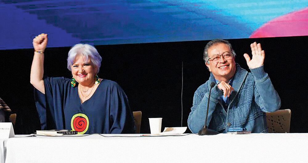     El presidente Gustavo Petro respalda a los directivos de su partido, en medio de cuestionamientos por falta de garantías en el proceso de elección.